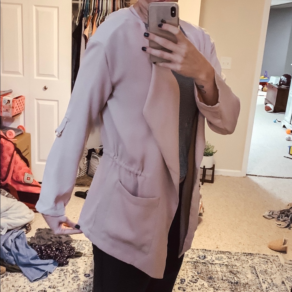 Linen Blazer - Picture 2 of 2